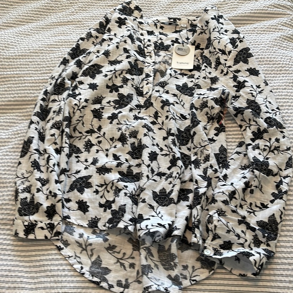 B. Young Floral Print Long Sleeve